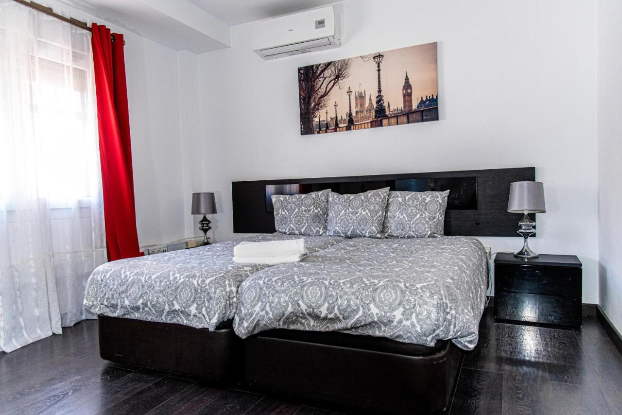 Catedral Reina Apartaments Валенсія Екстер'єр фото