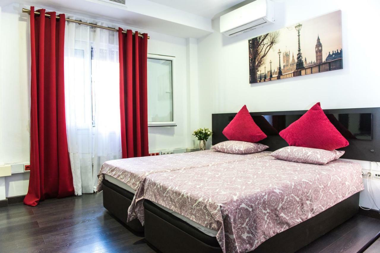 Catedral Reina Apartaments Валенсія Екстер'єр фото